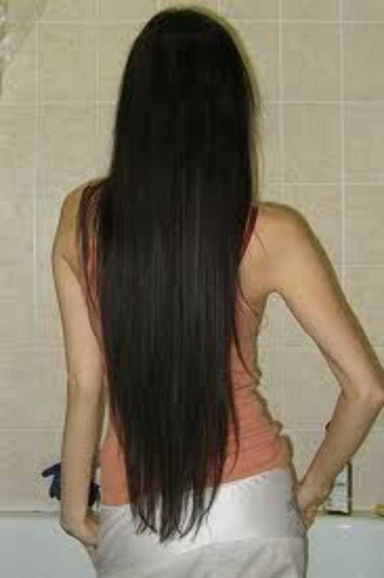 Стрижка на длинные волосы со спины