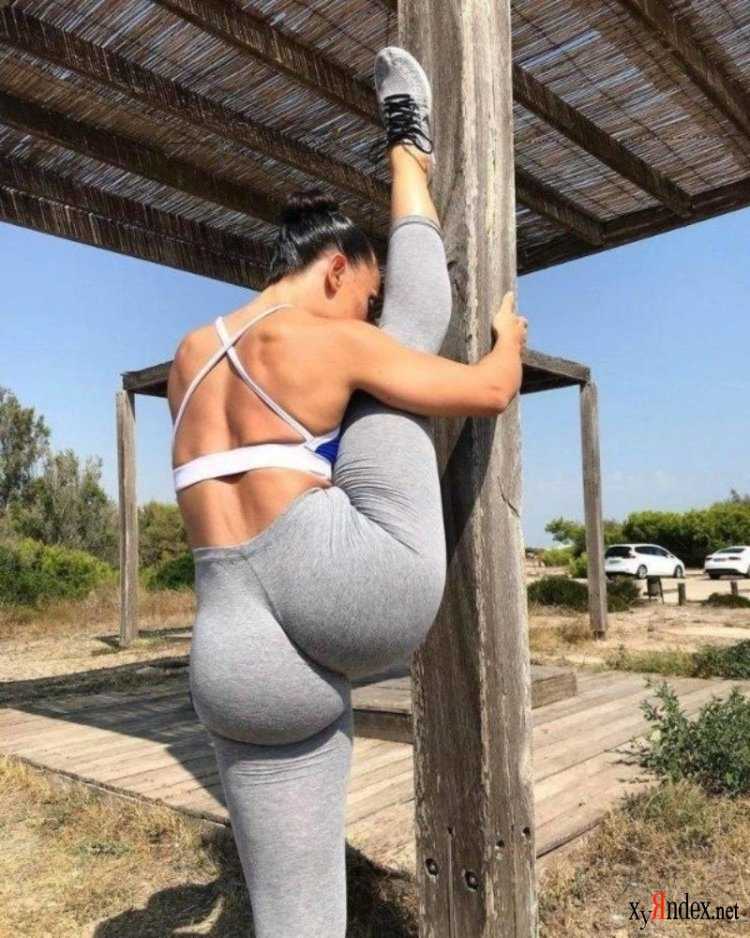 Niykee Heaton попа