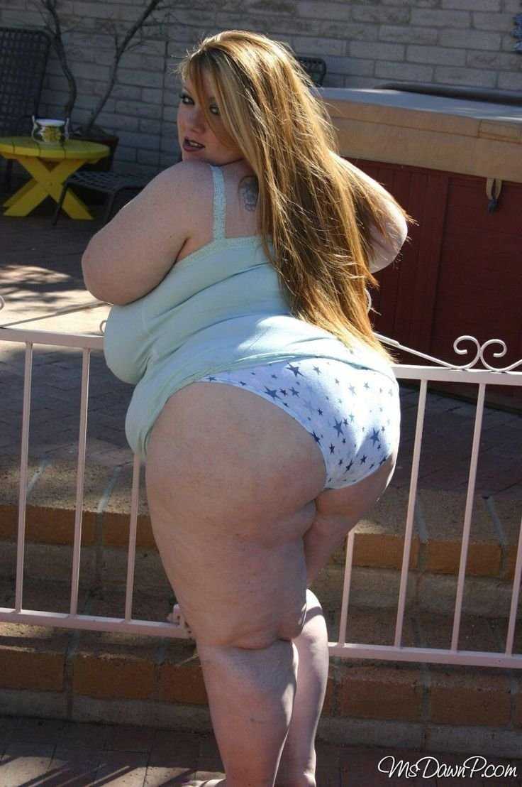 Толстушки в больших трусах