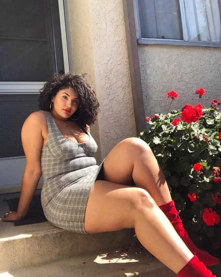 Пышная красавица