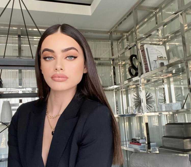 Израильтянка Яэль Шелбиа