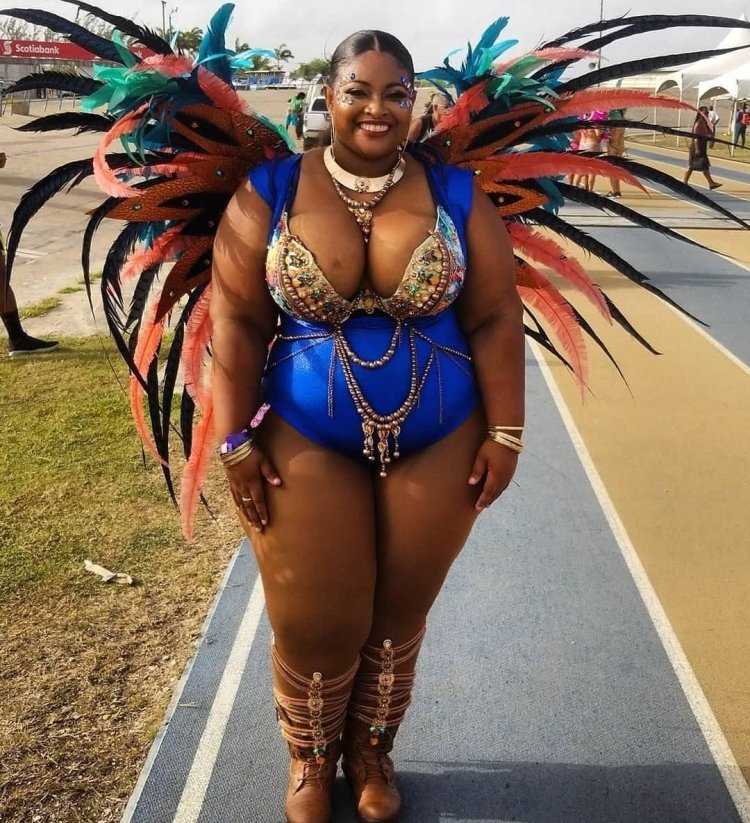 Толстые женские ягодицы