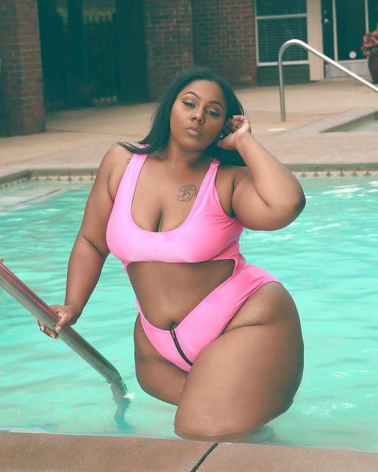 Серена Уильямс на пляже