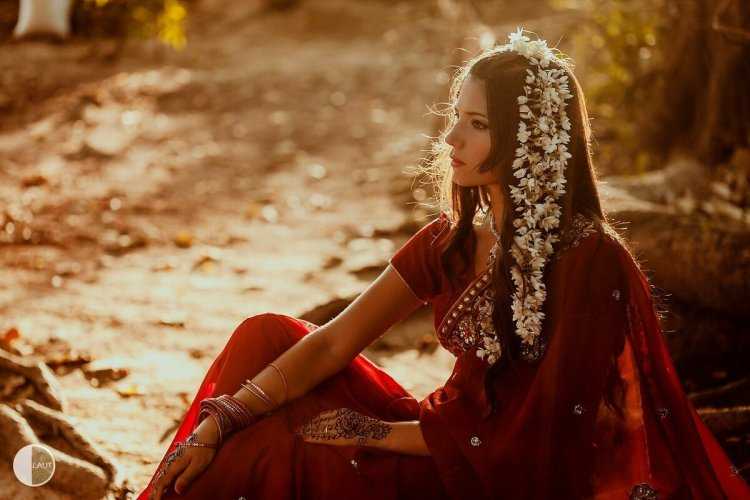 Селина Джейтли в Сари