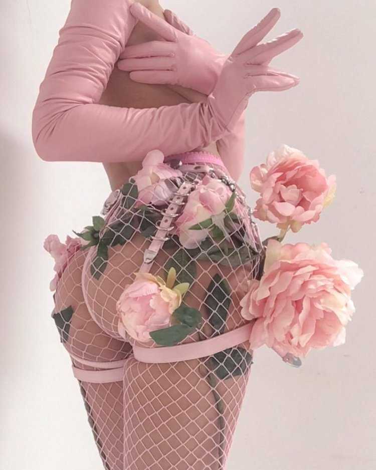 Эстетика тела в юбке