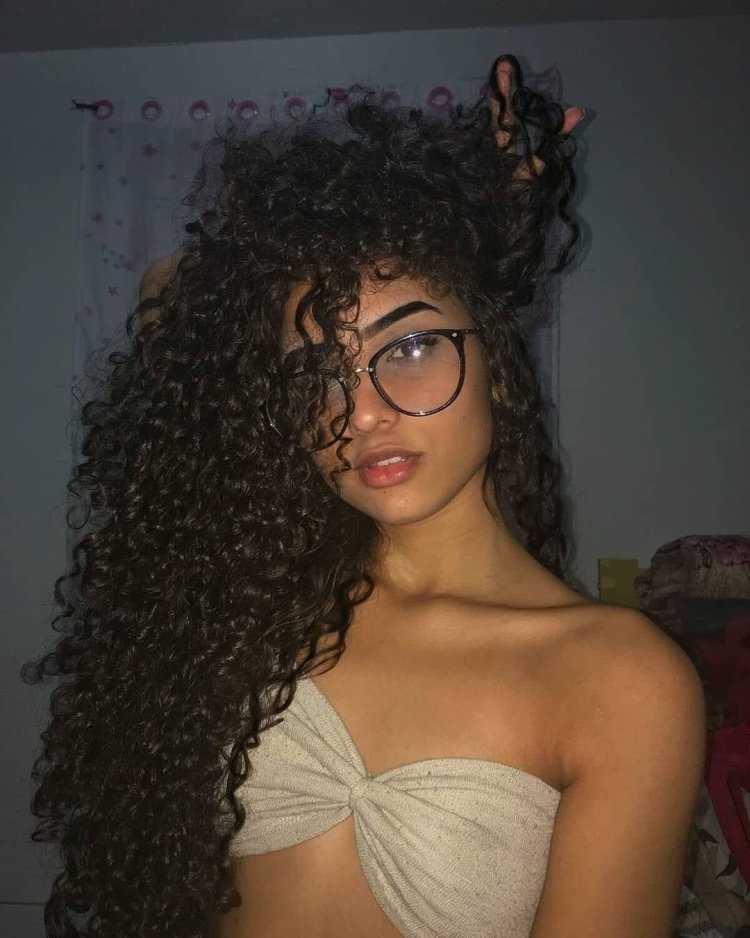 Кучерявая армянка22