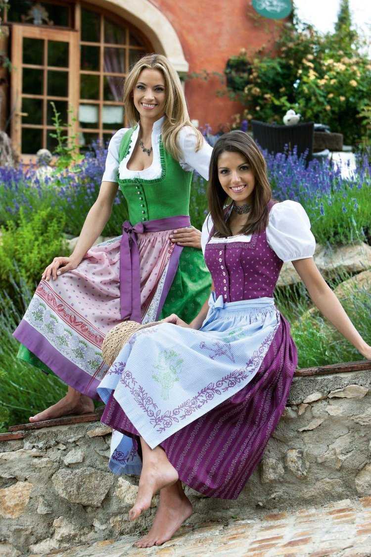 Немки дирндль босиком