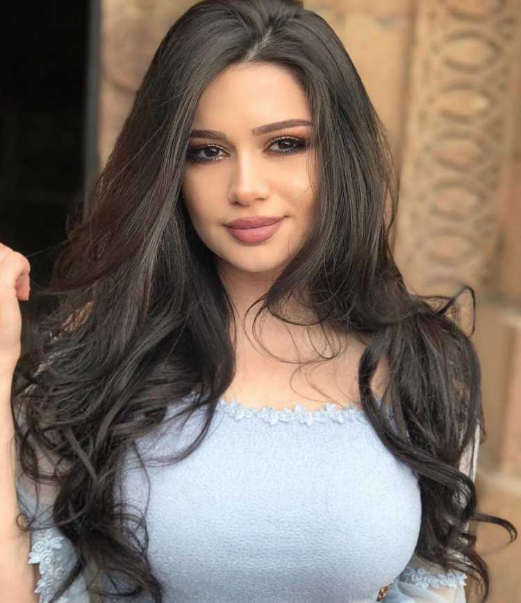 Красивые армянки