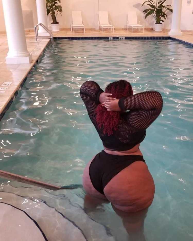 Шамвей Элизабет booty