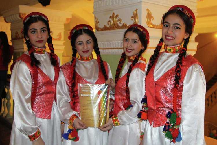 Национальный костюм памирцев