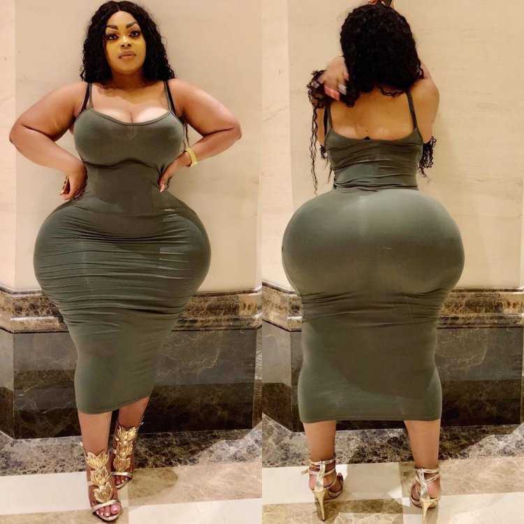 Огромная булка