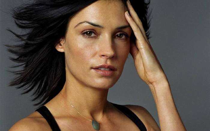 Фамке Янссен на фото