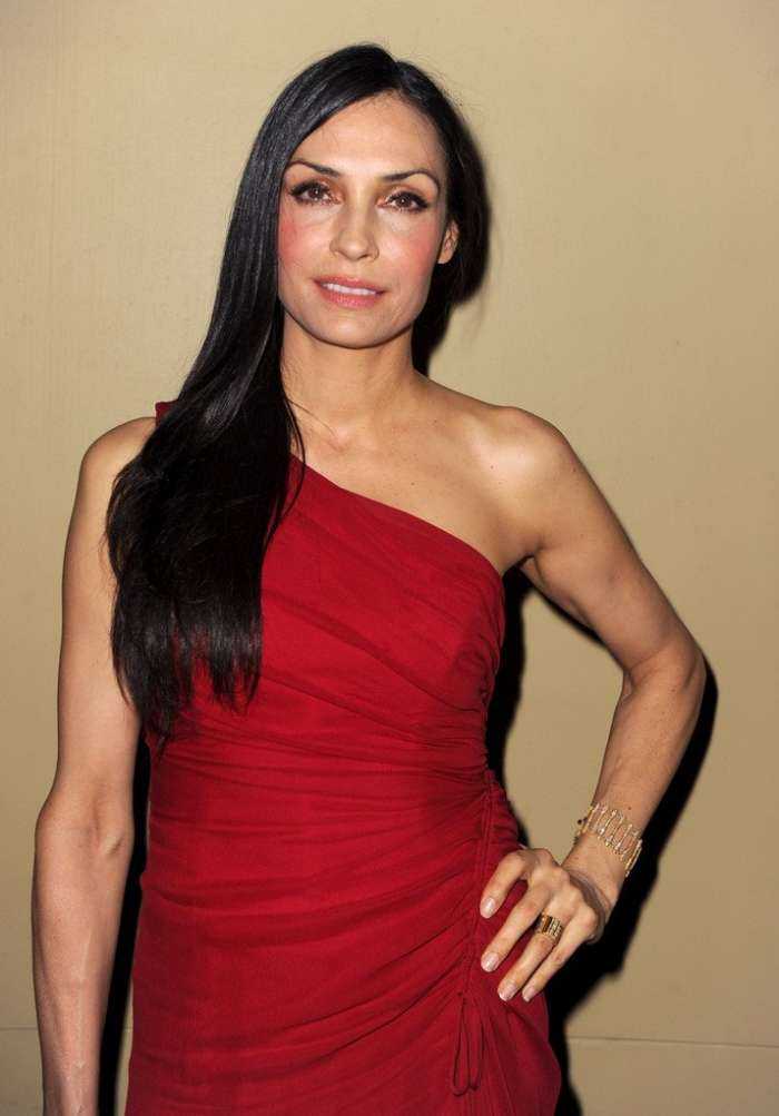 Фамке Янссен на фото