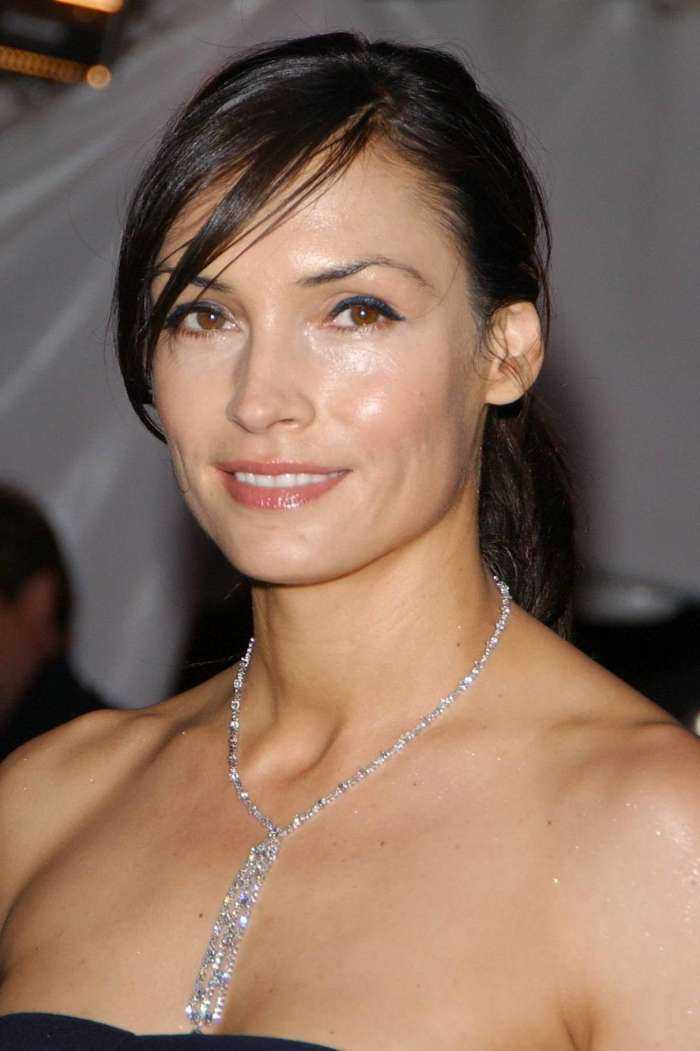 Фамке Янссен на фото