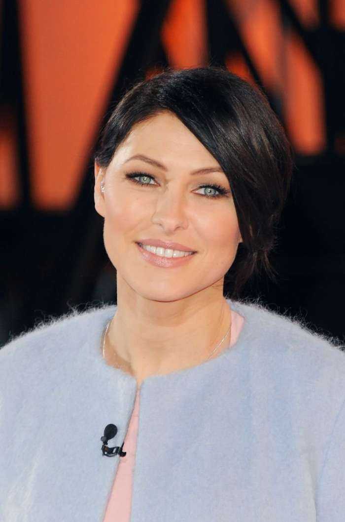 Эмма Хеминг на фото