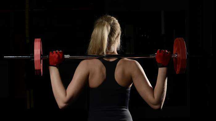 Девушки на фитнесе на фото