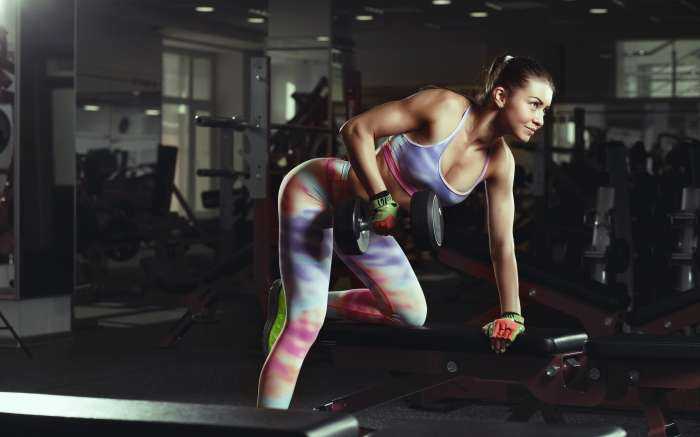 Девушки на фитнесе на фото