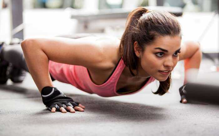 Девушки на фитнесе на фото