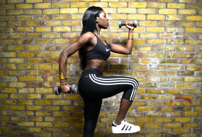 Девушки на фитнесе на фото