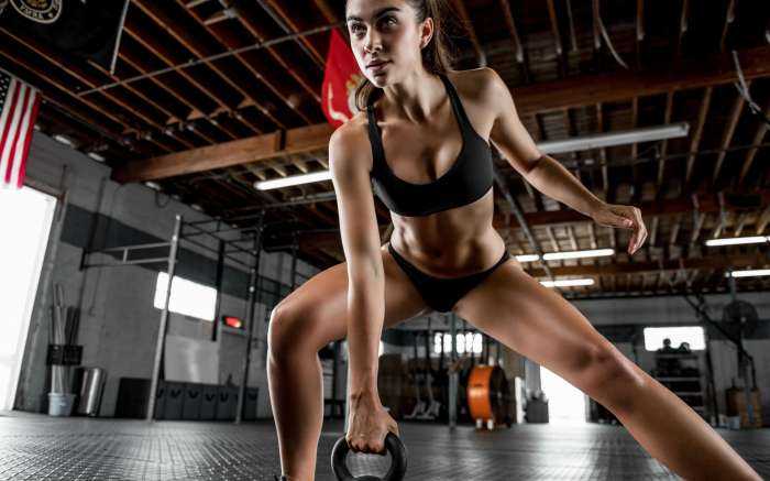 Девушки на фитнесе на фото