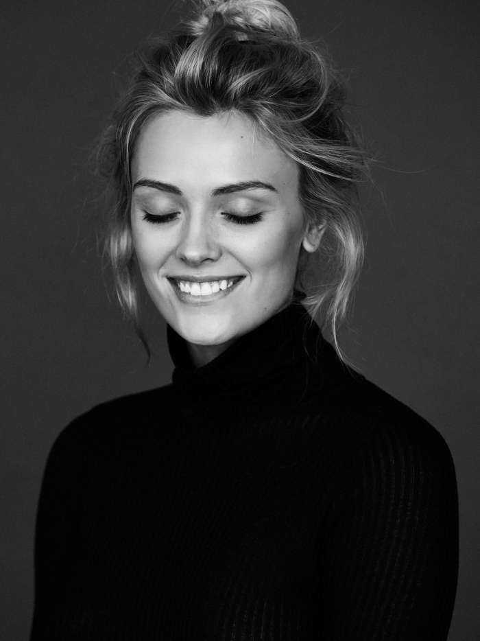 Уоллис Дэй на фото