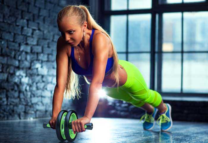 Девушки на фитнесе на фото