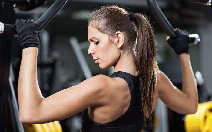 Девушки на фитнесе на фото